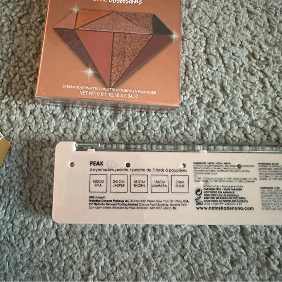 Makeup bundle - Picture 4 of 4